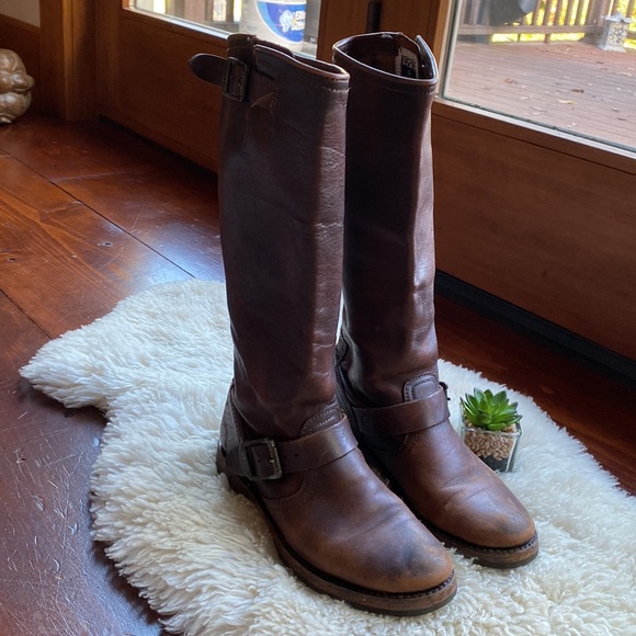Frye Riding Boot, SZ: 6 - Picture 6 of 15